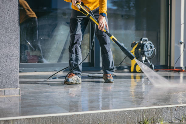 Best Commercial Pressure Washing  in Luverne, MN